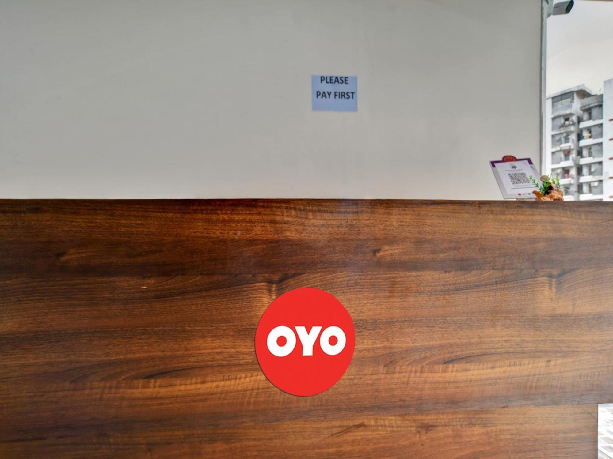 Oyo Hotel Dr Greens Indore Ngoại thất bức ảnh